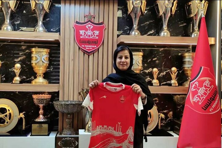 آزمون با پرسپولیس قرارداد بست