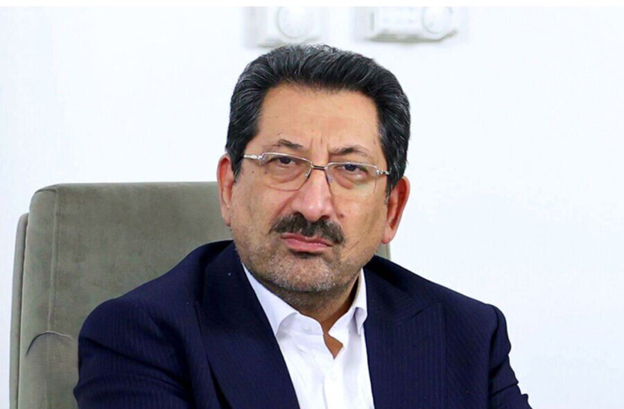 رییس سازمان بورس برای پیگیری مطالبات بازار سرمایه به ۵ وزیر نامه نوشت