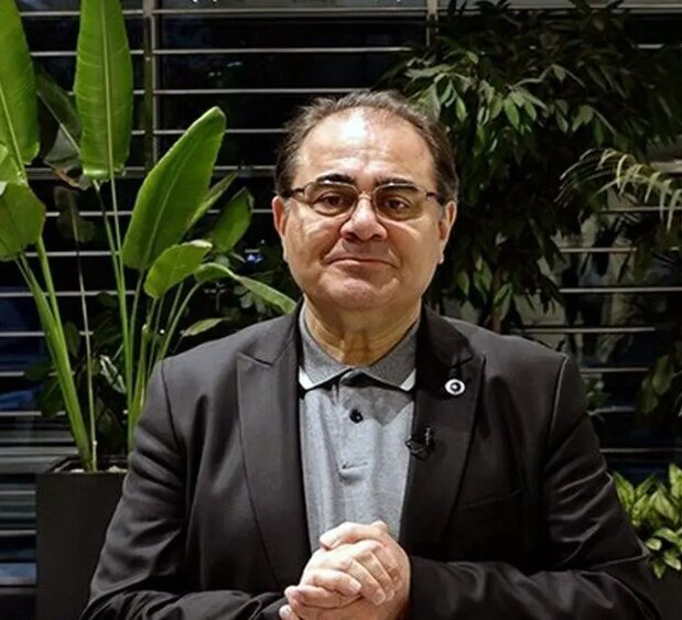 تجربه لاریجانی کلید کاهش تنش‌ها در مذاکرات است