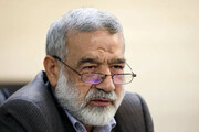 کامران غضنفری: حضور پزشکیان نیاز به بررسی دارد