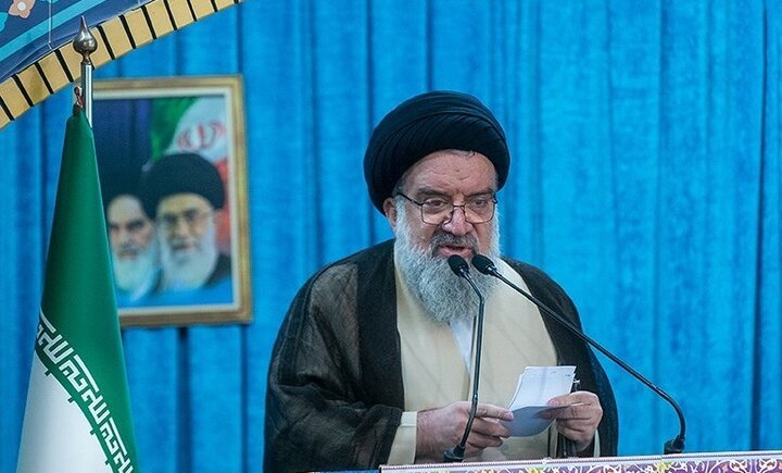 آیت‌الله خاتمی: هفته دولت فرصتی برای بیان خدمات دولت است