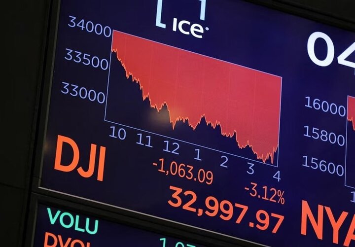 افت بازار سهام آمریکا در پی غیرقانونی شدن تعرفه‌های ترامپ