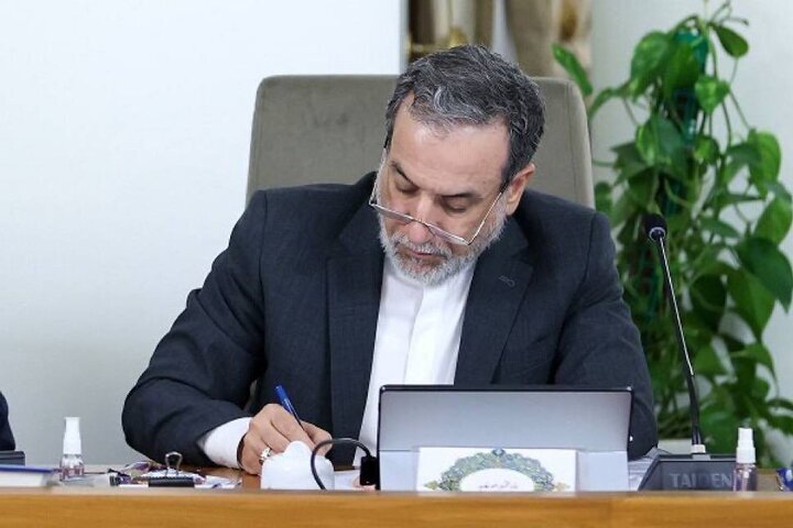 هشدار عراقچی به سه کشور اروپایی در خصوص مک...
