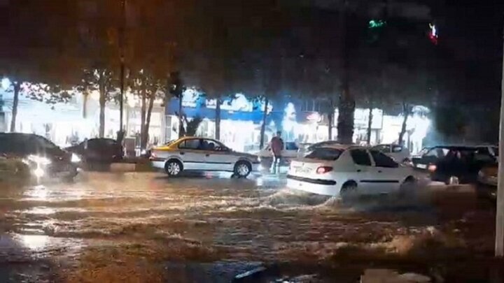 باران شدید و آب‌گرفتگی معابر در گرگان