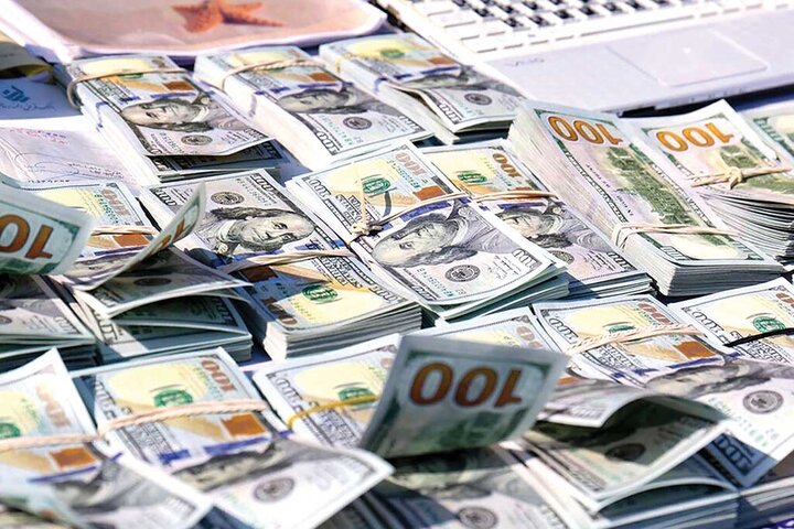 پیش‌بینی قیمت دلار یکشنبه ۲ آذر ۱۴۰۴