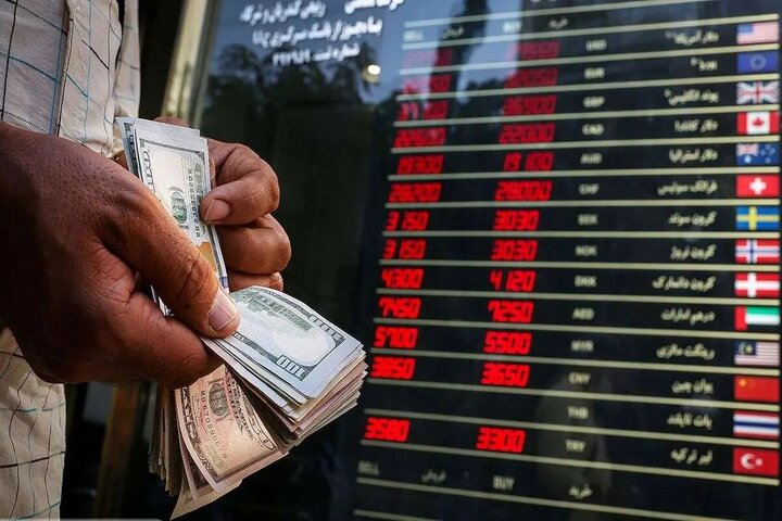 نرخ دلار در بازار آزاد برای امروز پنجشنبه ...
