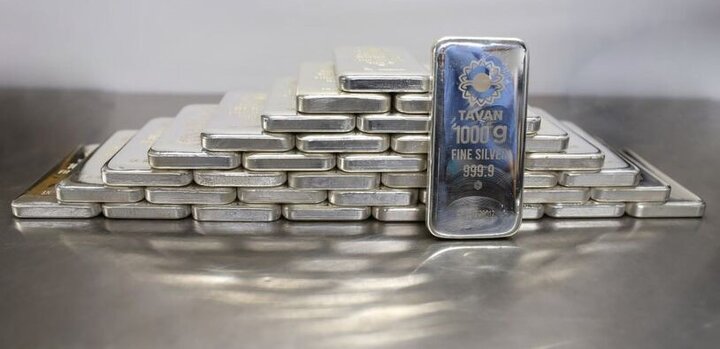 معامله ۸۸۸ کیلوگرم شمش نقره در بورس کالا