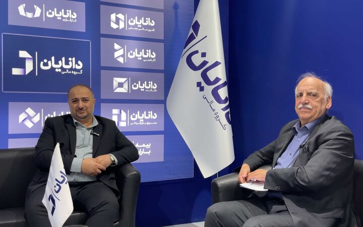 بازار سهام در خلأ رشد نمی‌کند