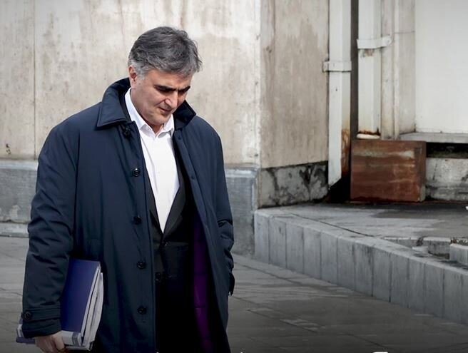 فرزین رفتنی شد؛ دلار در دوره او چند برابر شد؟ فرزین رفتنی شد؛ دلار در دوره او چند برابر شد؟