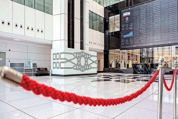 آیا سیاست ارزی همتی موتور رشد بورس می‌شود؟