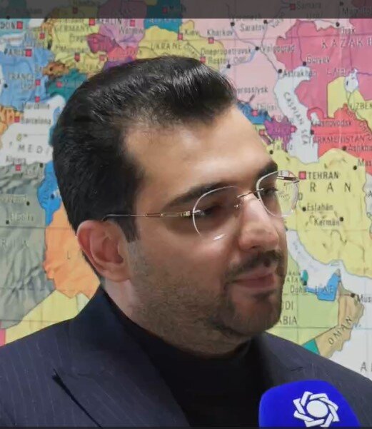 جزئیات خرید معادل ۱۰۰۰ یورو انواع ارز در شبکه رسمی