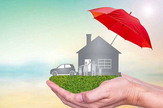 کدام نمادهای صنعت بیمه زیر یک همت هستند؟