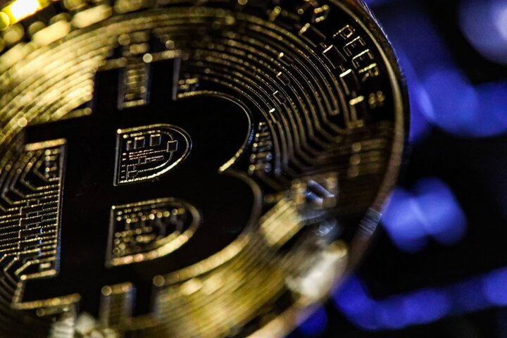 قیمت بیت کوین و ارزهای دیجیتال امروز جمعه ۱۱ اردیبهشت ۱۴۰۵ + جدول