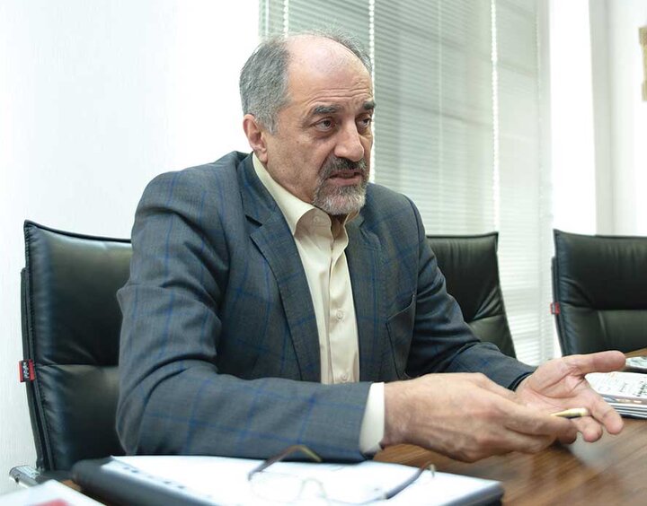 عبور فولاد از شوک جنگ