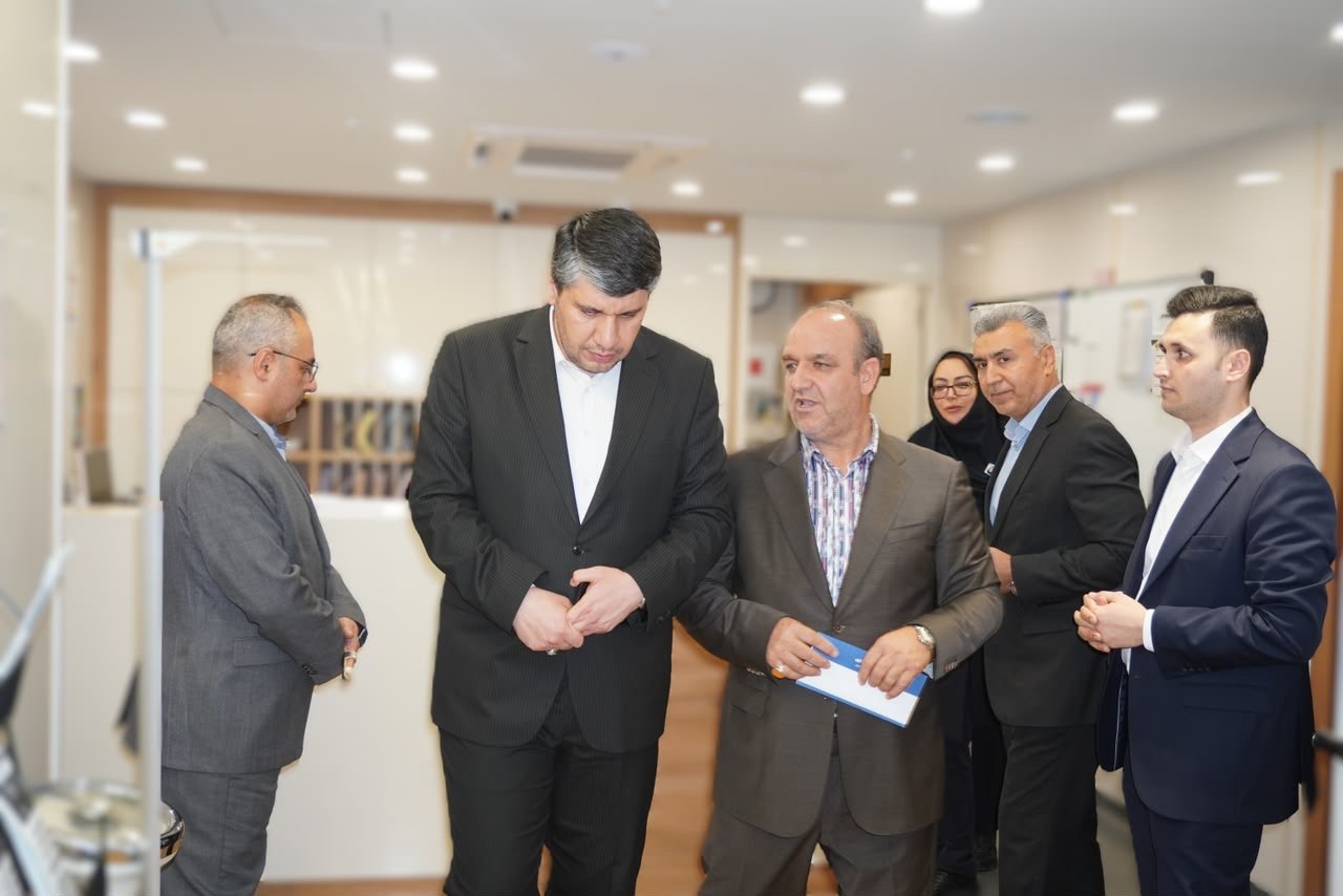 قدردانی مدیرعامل بانک صادرات ایران از کادر درمان