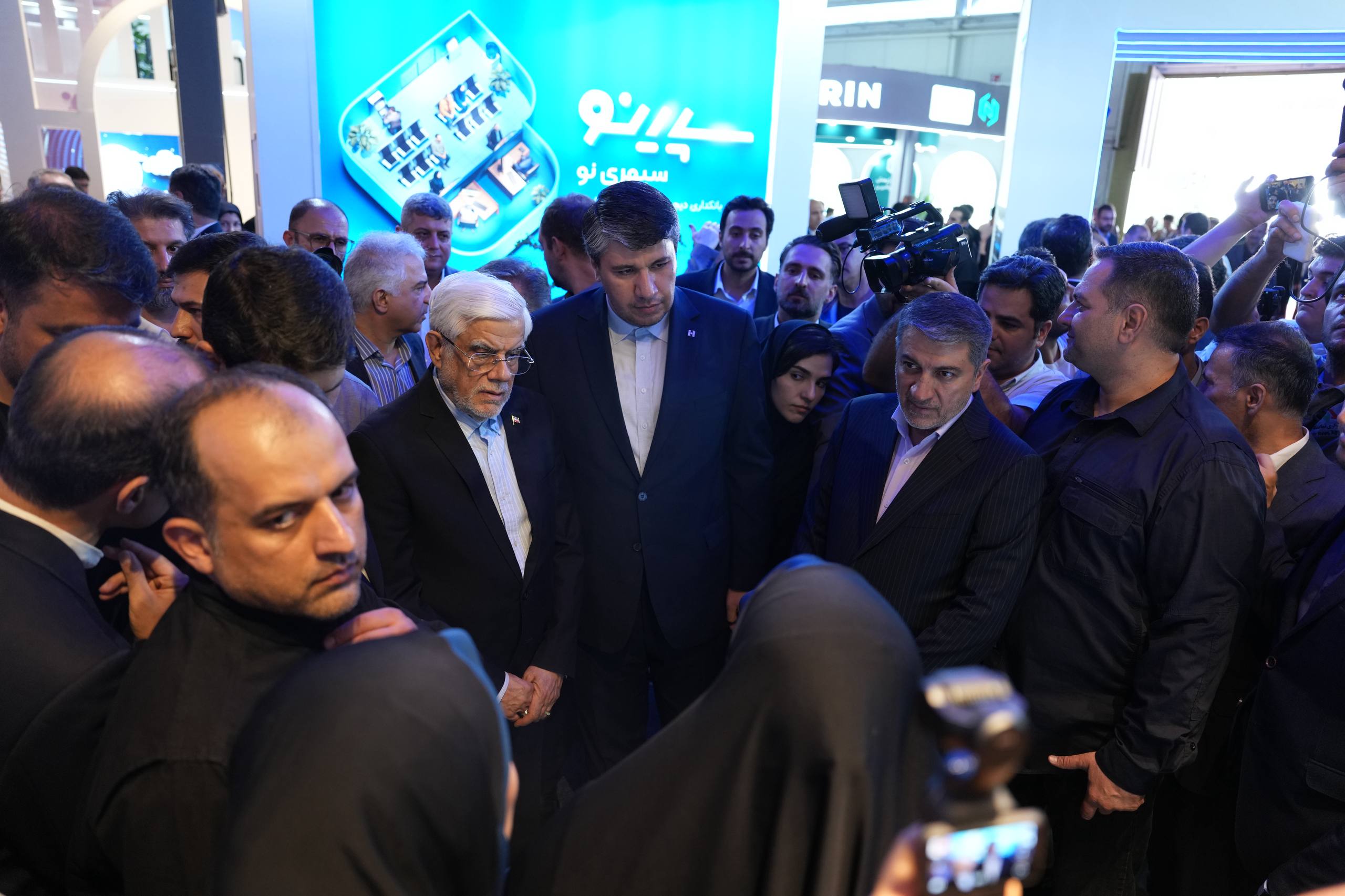 میزبانی بانک صادرات ایران از معاون اول رئیس‌جمهور در نمایشگاه الکامپ