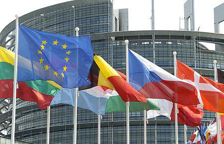 قطعنامه عادی سازی روابط با ایران در پارلمان اروپاتصویب شد