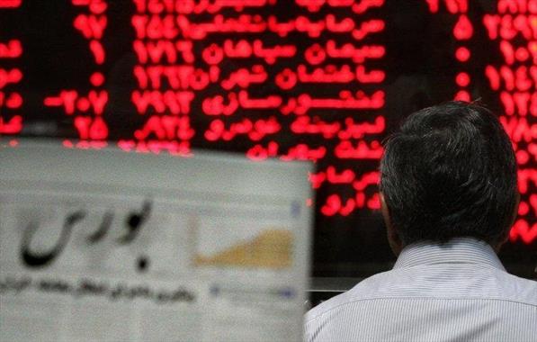 اختلاف ۱۰۷ میلیارد دلاری ارزش بازار سهام ایران با تفاوت نرخ رسمی و آزاد