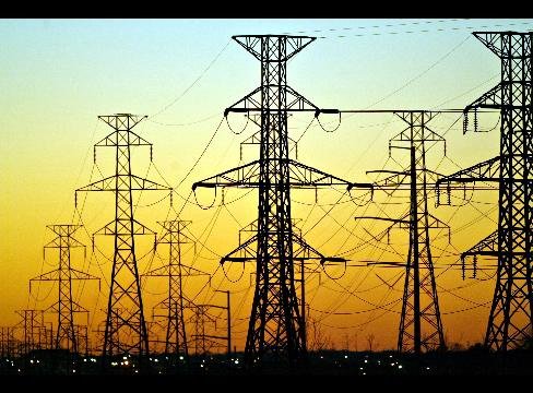 واگذاری ۱۰۰ درصدی تولید نیروی برق آذربایجان