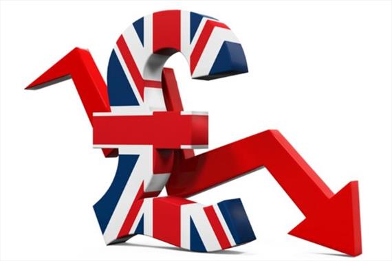 پوند انگلیس به پایین‌ترین سطح امسال سقوط کرد
